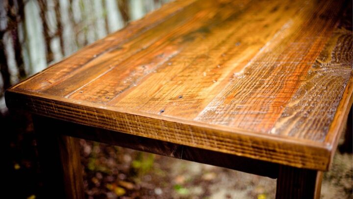 consejos para limpiar el barniz de la madera tips practicos