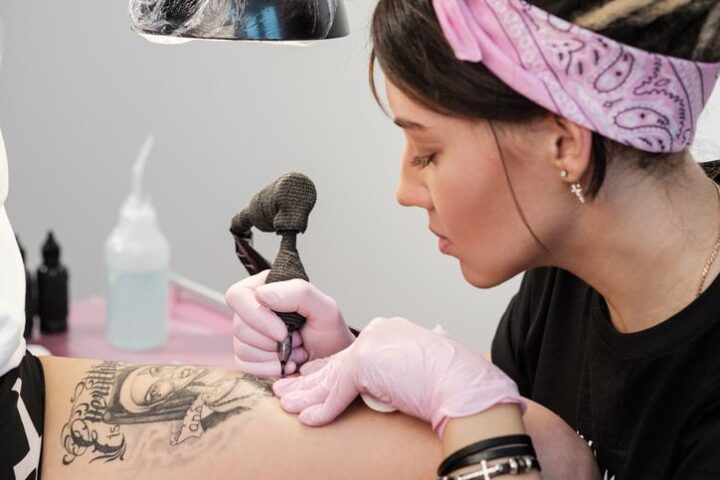 cuales son los cuidados que debes tener en cuenta para mantener tu tatuaje como nuevo