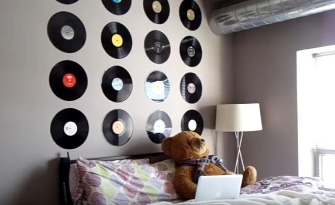 discos vinilo en pared